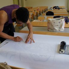 「津軽の工芸」の授業でねぷた絵の実習が始まりました