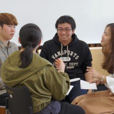 【小山先生】学習中の言語でのコミュニケーション