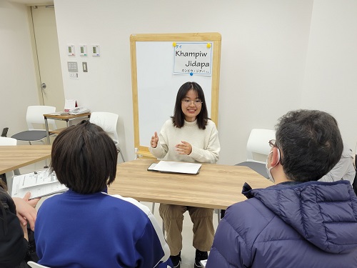 『外国人留学生から直接聞ける世界のお話』で留学生が発表しました 『外国人留学生から直接聞ける世界のお話』で留学生が発表しました