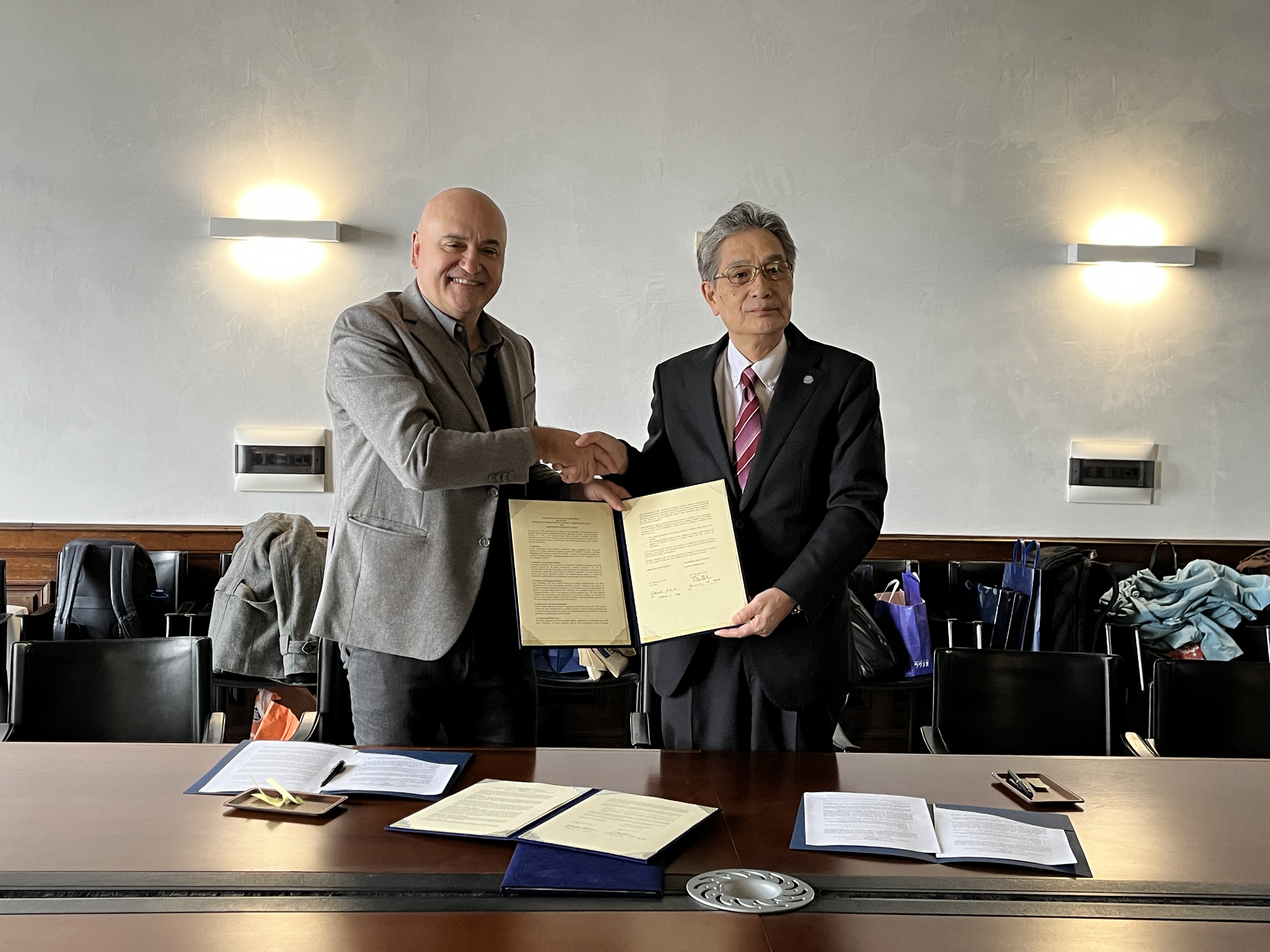 ナポリ東洋大学（イタリア共和国）と63校目の大学間交流協定等締結